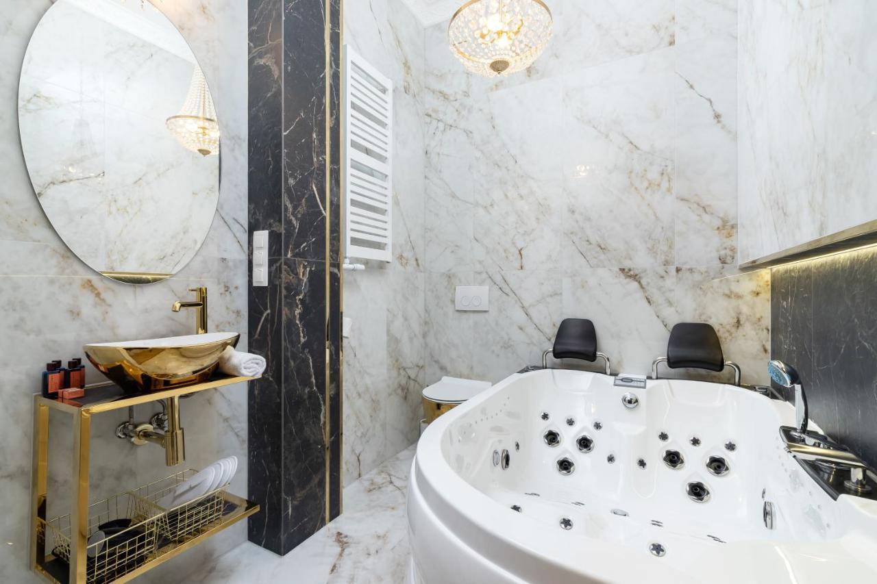 קרקוב Kazimierz Studio With Jacuzzi By Renters Prestige מראה חיצוני תמונה