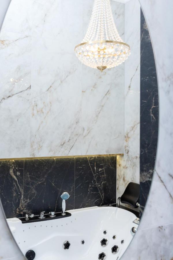 קרקוב Kazimierz Studio With Jacuzzi By Renters Prestige מראה חיצוני תמונה
