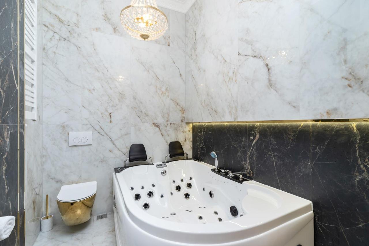 קרקוב Kazimierz Studio With Jacuzzi By Renters Prestige מראה חיצוני תמונה